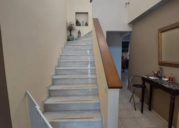 Alexandra Rio Patra *