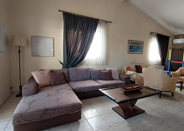 Вилла Alexandra Rio Patra Agios Vasilios (Peloponnese)